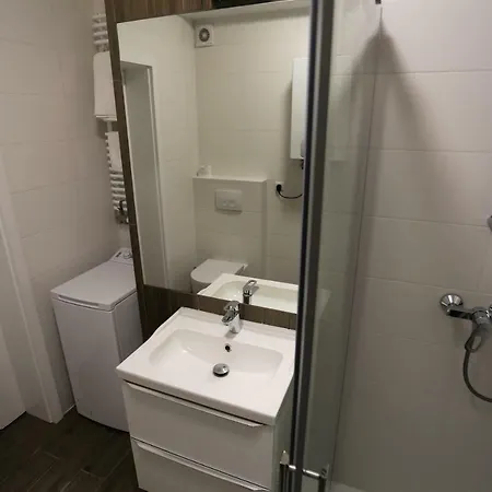 Mgm Apartamento Legionowo